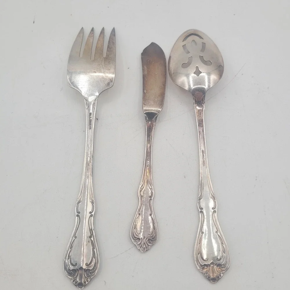 Wm. A. Rogers Silver Overlaid Oneida‎ Ltd. Chalice Harmony Serving Set